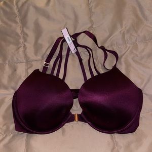 NWT Victoria’s Secret Caged back bra